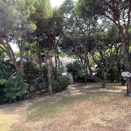 Villa Magala - Spacious Close To Beach *