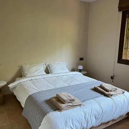 Magala - Spacious Close To Beach Villa