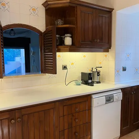 Magala - Spacious Close To Beach